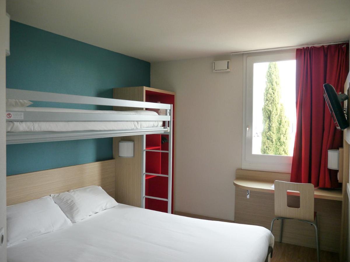 Kyriad Direct Mont De Marsan - St Avit Saint-Avit  Eksteriør billede