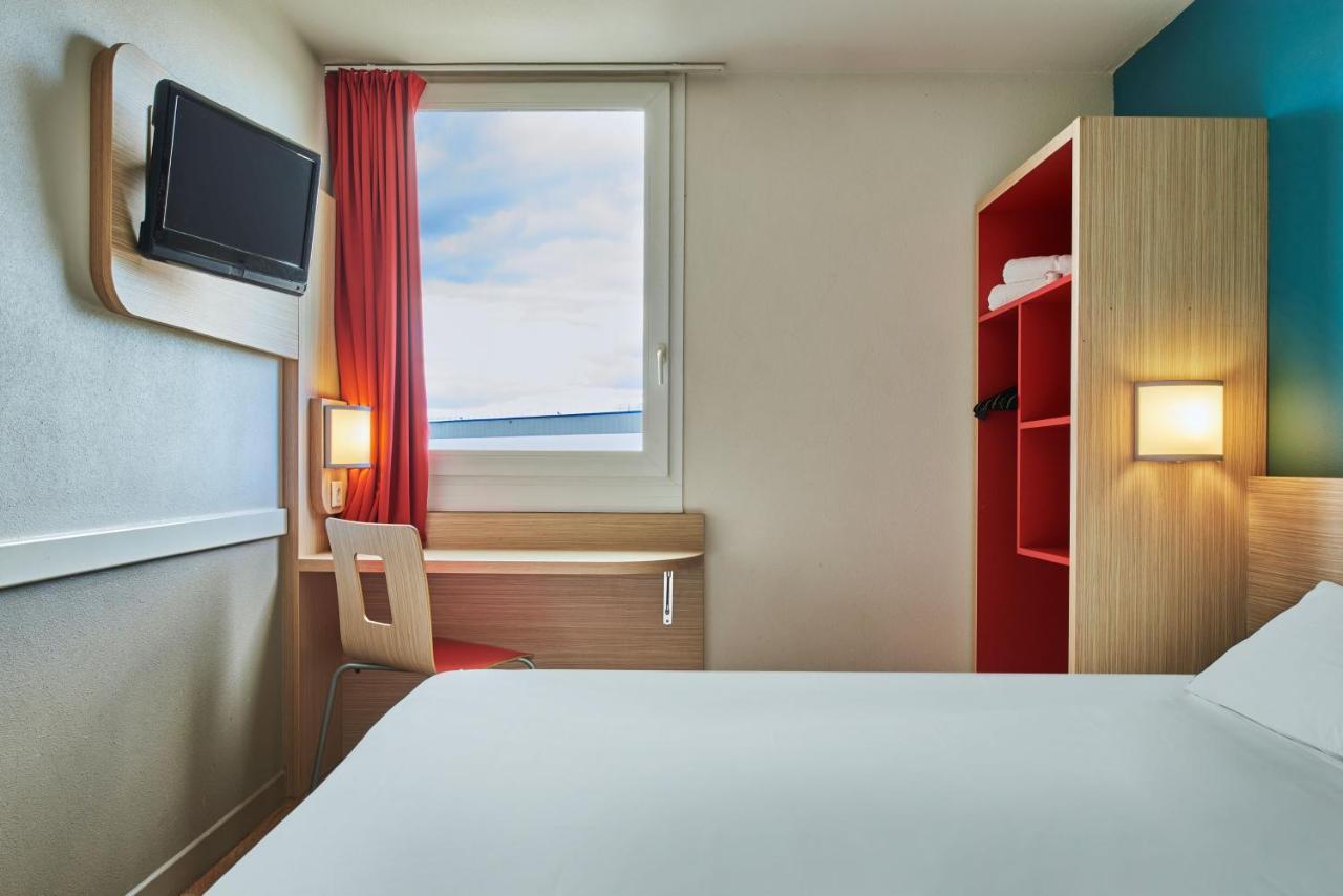 Kyriad Direct Mont De Marsan - St Avit Saint-Avit  Eksteriør billede